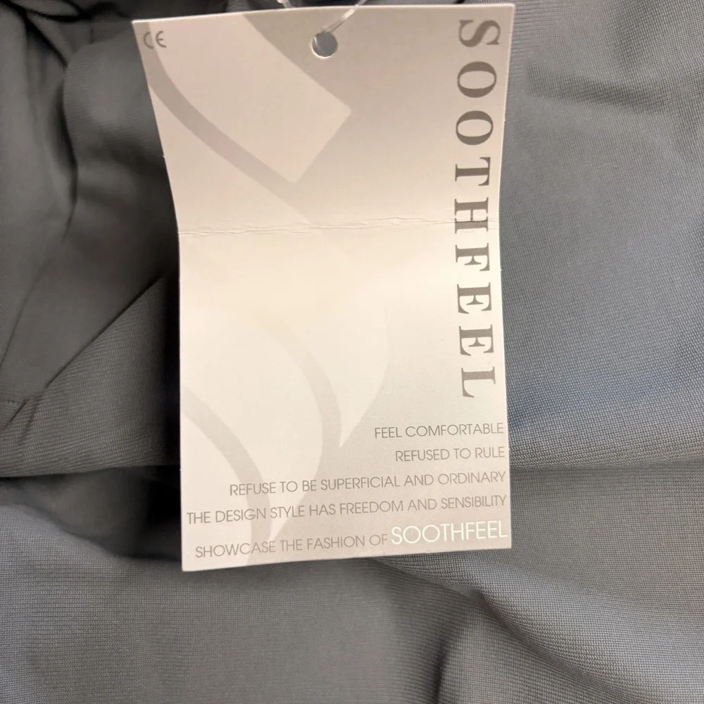 Soothfeel Mens Shorts 30W Gray Performance Golf Chino Flat Front NWT